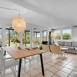 3 Bedroom Gorgeous In 別荘