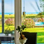 3 Bedroom Gorgeous In *