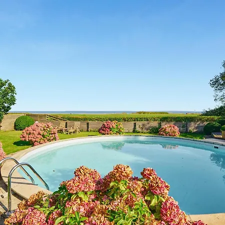 3 Bedroom Gorgeous In