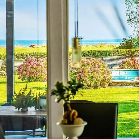 3 Bedroom Gorgeous In *