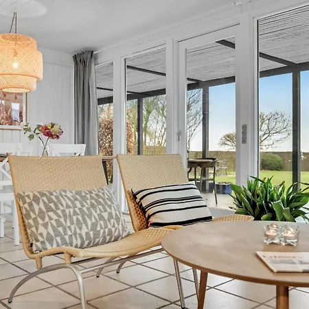 3 Bedroom Gorgeous In 펜션
