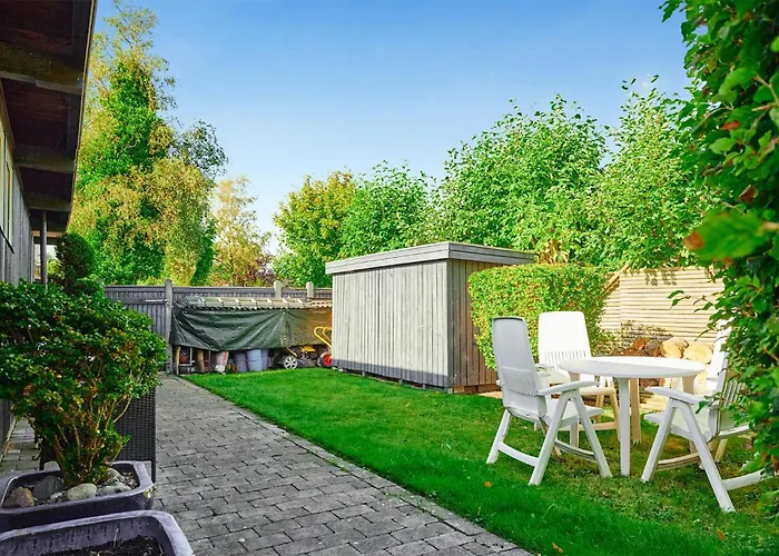 3 Bedroom Gorgeous In *